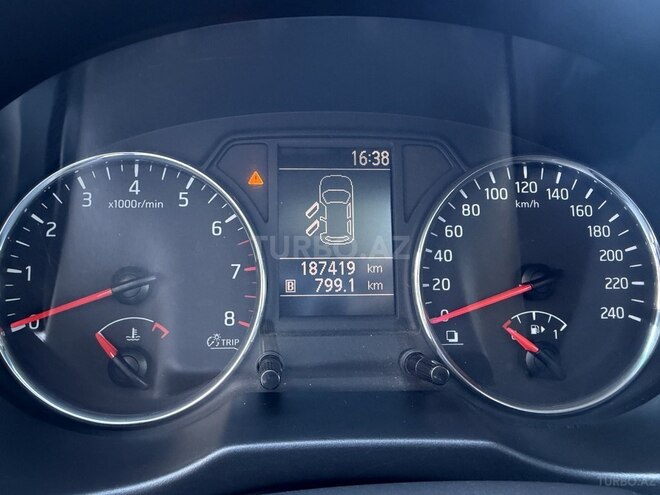 Nissan X-Trail-8