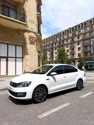 Volkswagen Polo-15