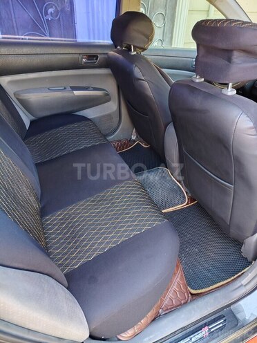 Toyota Prius-10
