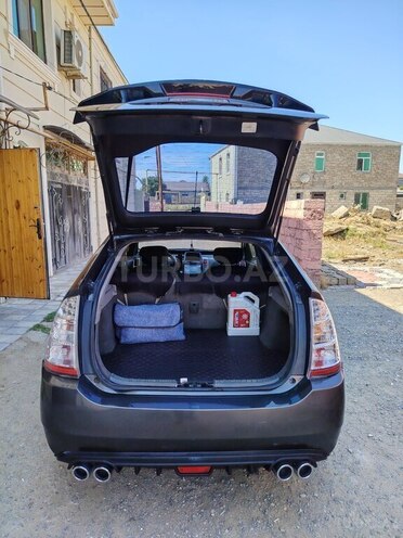 Toyota Prius-9