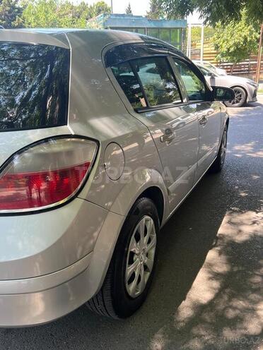 Opel Astra-12