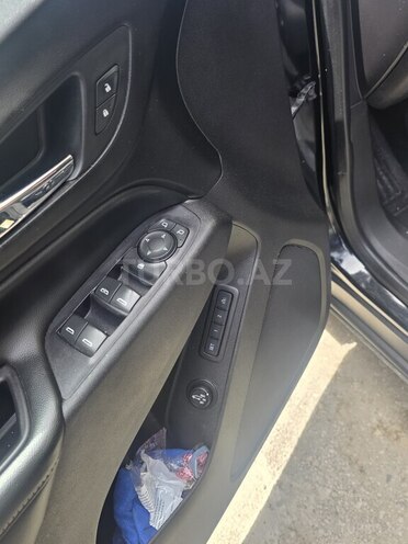 Chevrolet Equinox-8