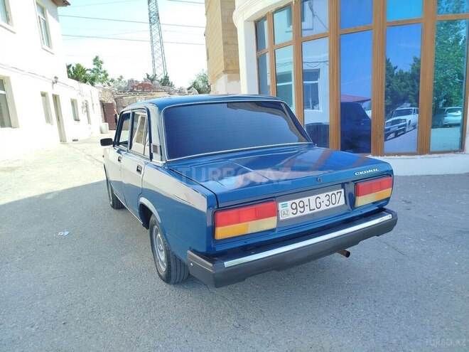 LADA (VAZ) 2107-4