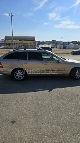 Mercedes C 240-3