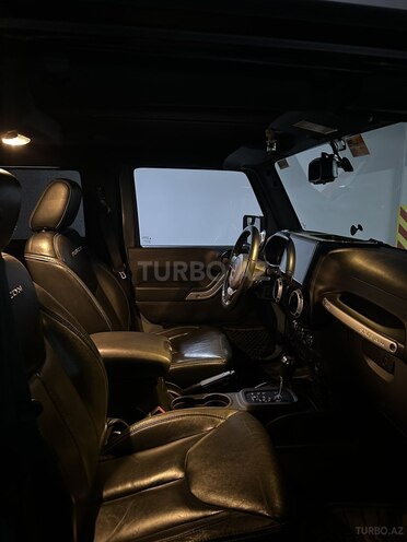 Jeep Wrangler-8