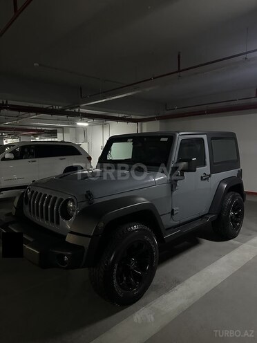 Jeep Wrangler-2