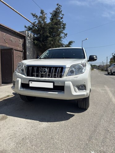 Toyota Land Cruiser Prado-1