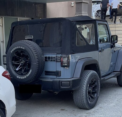 Jeep Wrangler-9