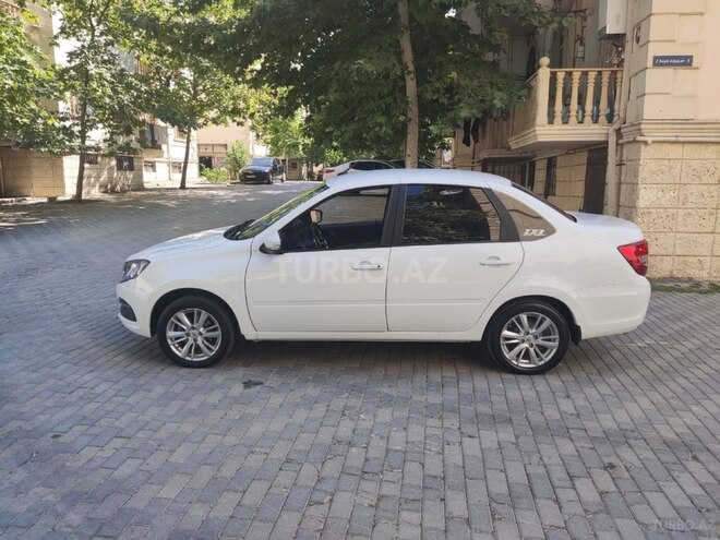 LADA (VAZ) Granta-9