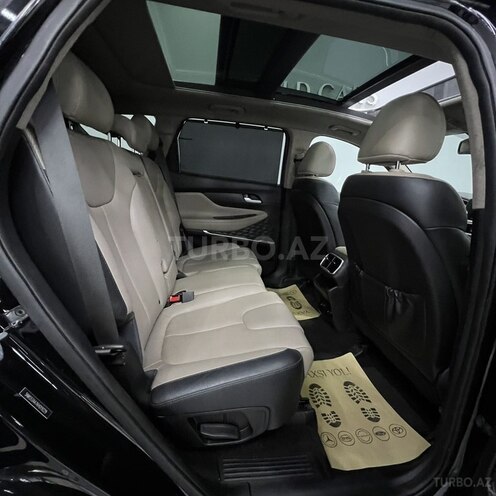 Hyundai Santa Fe-11