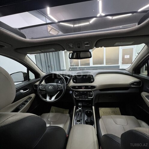 Hyundai Santa Fe-12