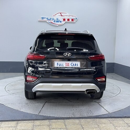 Hyundai Santa Fe-6