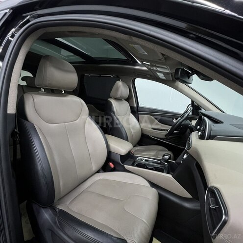 Hyundai Santa Fe-8