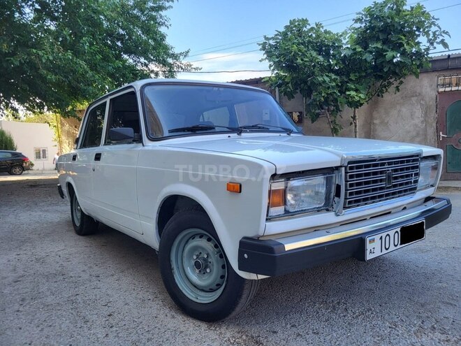 LADA (VAZ) 2107-5