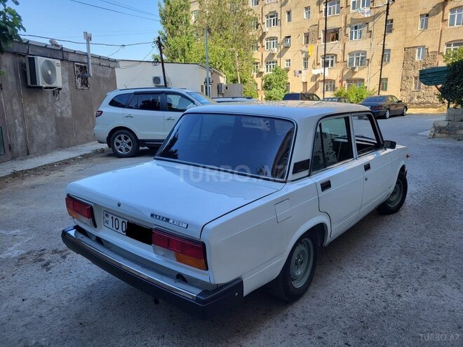 LADA (VAZ) 2107-15