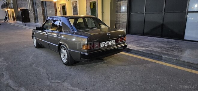 Mercedes 190-3