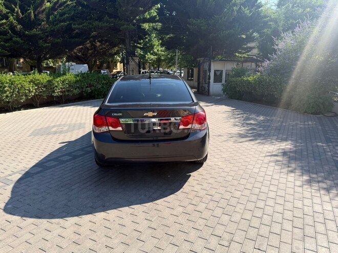 Chevrolet Cruze-5