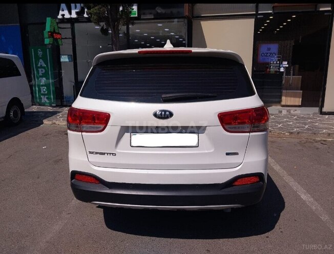 Kia Sorento-2
