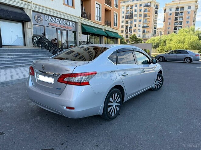 Nissan Sentra-5