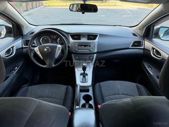 Nissan Sentra-9