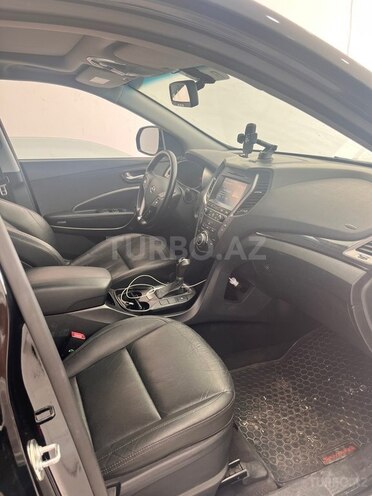 Hyundai Santa Fe-6
