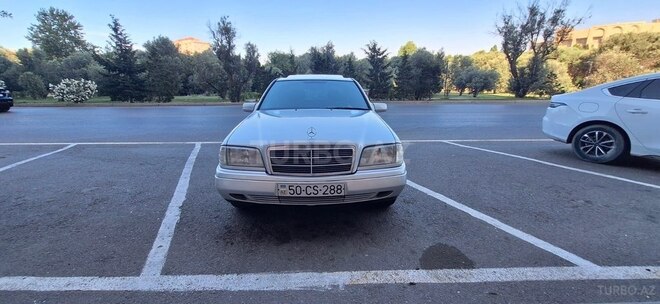 Mercedes C 200-1