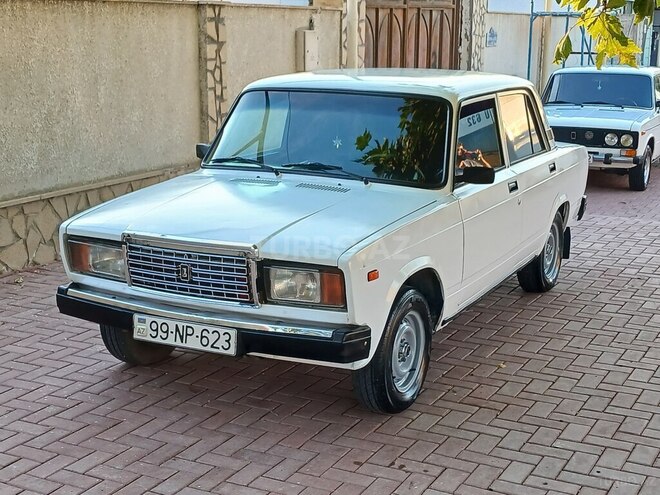 LADA (VAZ) 2107-5