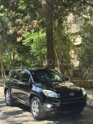Toyota RAV4-1