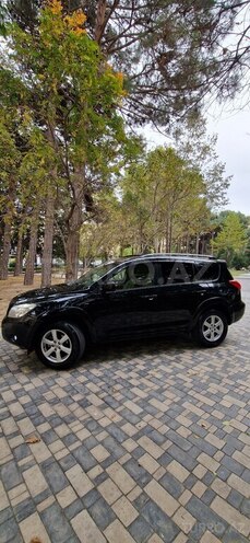 Toyota RAV4-21