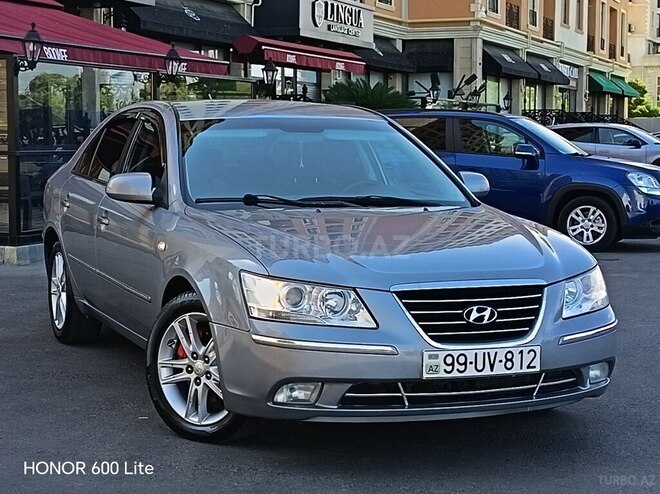 Hyundai Sonata-1