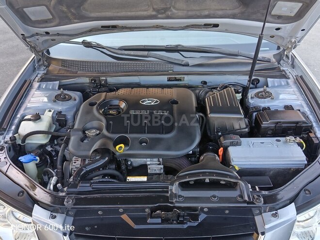 Hyundai Sonata-14