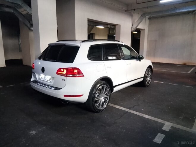 Volkswagen Touareg-4