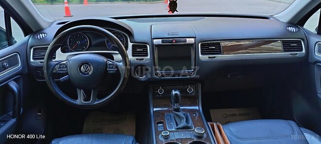 Volkswagen Touareg-9