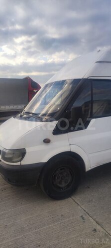 Ford Transit-5