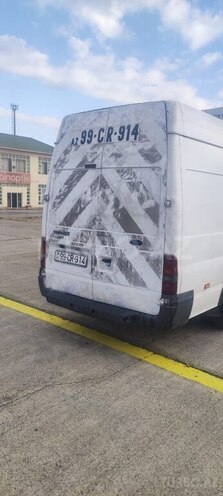 Ford Transit-2