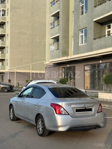 Nissan Sunny-8