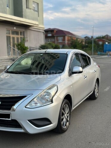Nissan Sunny-4
