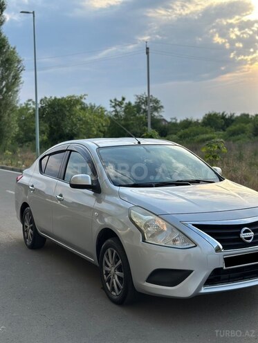 Nissan Sunny-3