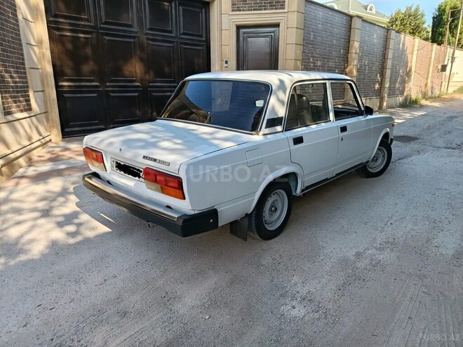 LADA (VAZ) 2107-5
