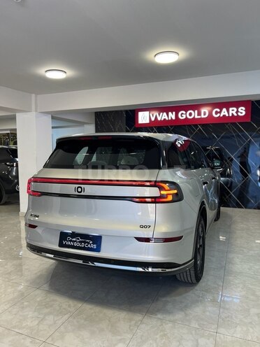 Changan Qiyuan Q07-5