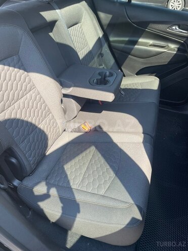 Chevrolet Equinox-9