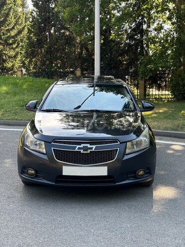 Chevrolet Cruze-1
