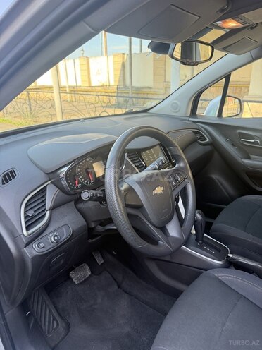 Chevrolet Trax-11