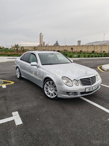 Mercedes E 220-3