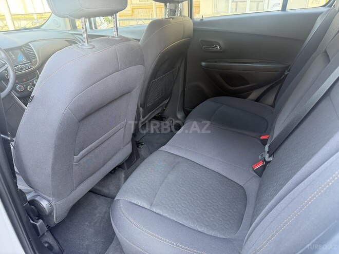 Chevrolet Trax-10