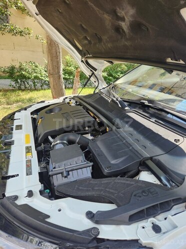 Land Rover RR Evoque-13
