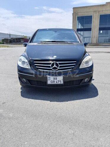 Mercedes B 170-1