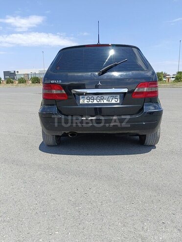 Mercedes B 170-4