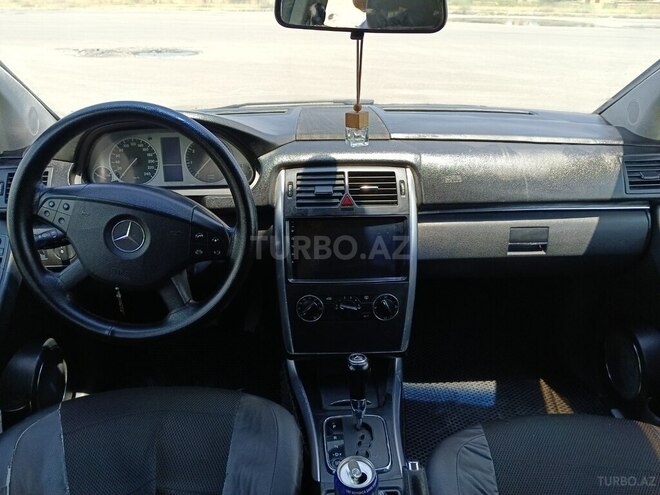 Mercedes B 170-6