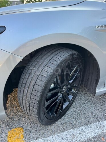 Toyota Camry-11